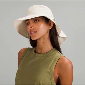 New Lululemon ALL SPORT WIDE BRIM HAT Light Ivory color